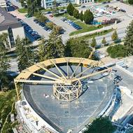 Nejnáročnější částí rekonstrukce byly práce na unikátní střeše kinosálu. 