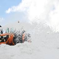 Frézuje se, protože zimní provoz rolbou je nákladnější než letní automobily.