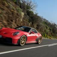 Porsche 911 GT3 S/C je prvním modelem řady GT3 s plátěnou stahovací střechou.