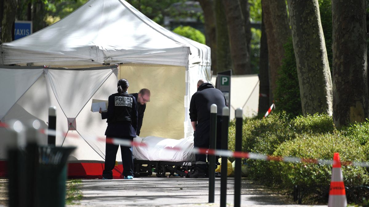 V Paříži na ulici zastřelili muže, který rozpoutal spor mezi Francií a Izraelem