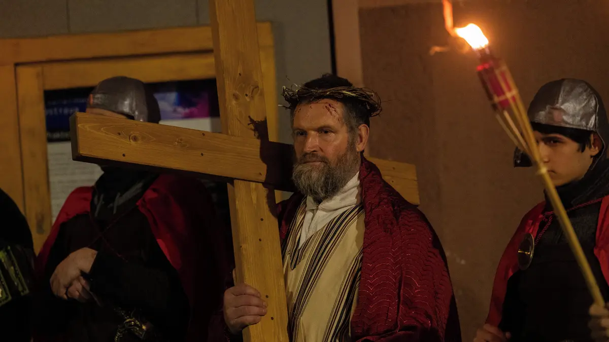 FOTO: Křížová cesta Ostravou jako apel po návratu slušnosti, ohleduplnosti a úcty