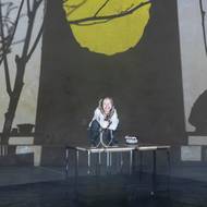 Jedním z hlavních motivů je bájné jezero, který by dokázalo vytyčit reálné hranice mezi Ukrajinou a Ruskem.