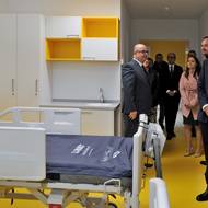 Otevření nového pavilonu nemocnice v Rychnově se zúčastnil premiér Babiš.