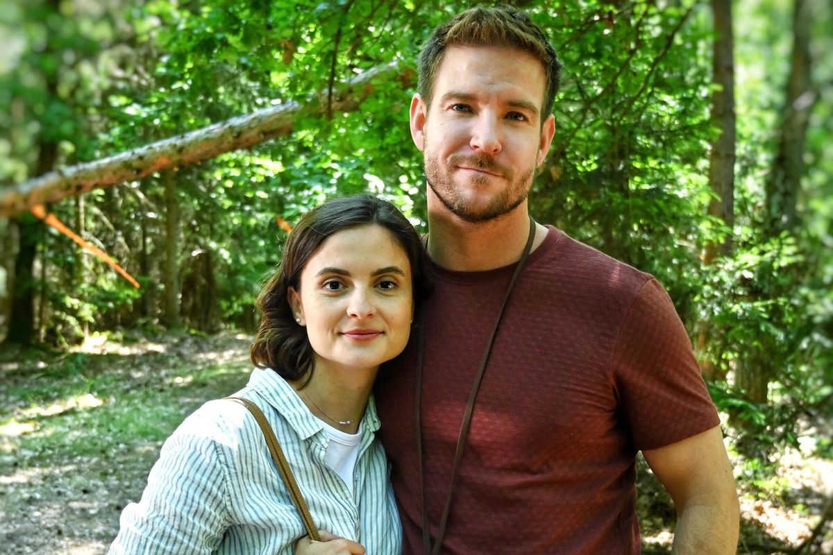 Polívka s Podzimkovou oprašují starou lásku v panoptiku letního tábora. To je film Po večerce