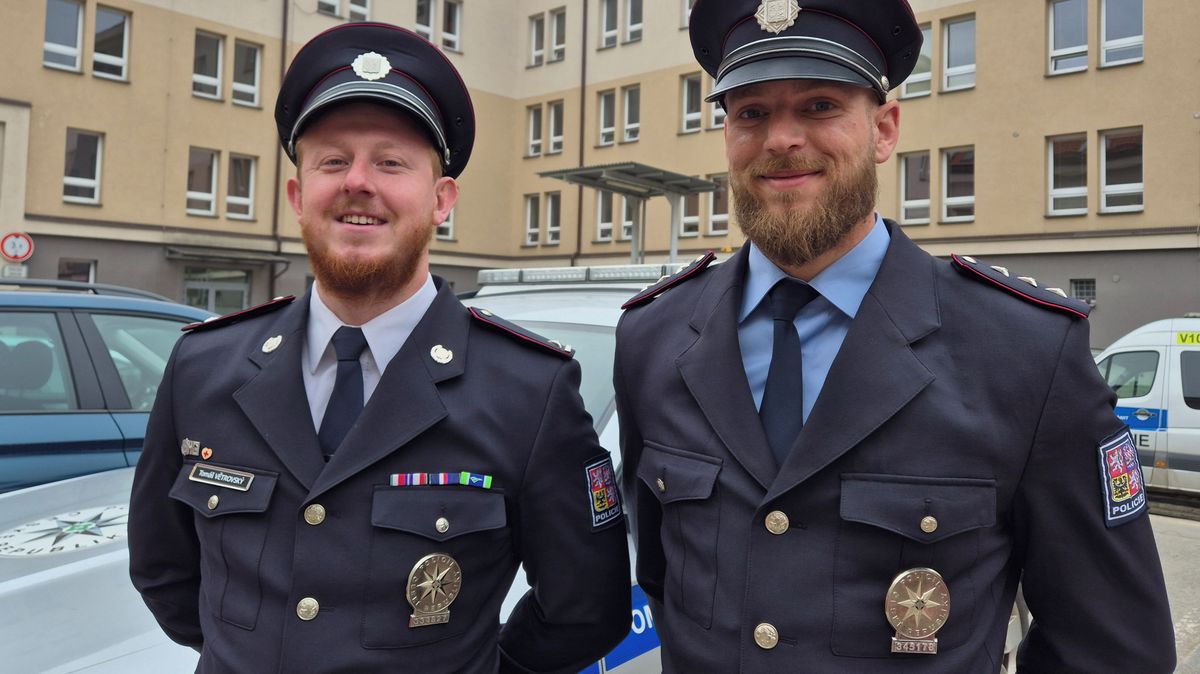 Policisté marně bojovali o život zraněné seniorky. Byli jsme z toho špatní, přiznali, když dostali ocenění