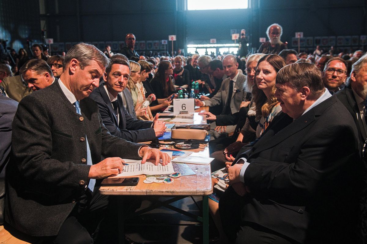 Milí krajané, jste tady vítáni, oslovil sudetské Němce jihomoravský hejtman