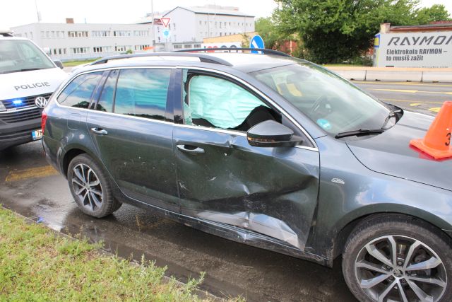 Opilý senior zavinil nehodu v Přerově. Přišel o řidičský průkaz