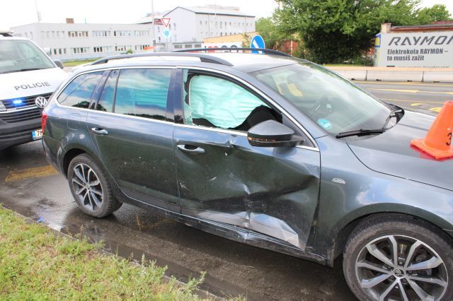 Opilý senior zavinil nehodu v Přerově. Přišel o řidičský průkaz
