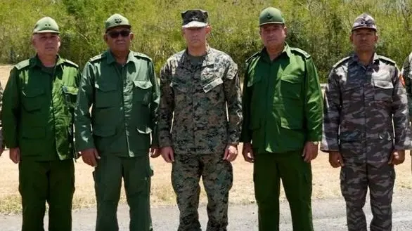 Američtí a kubánští generálové se potkali na základně Guantánamo