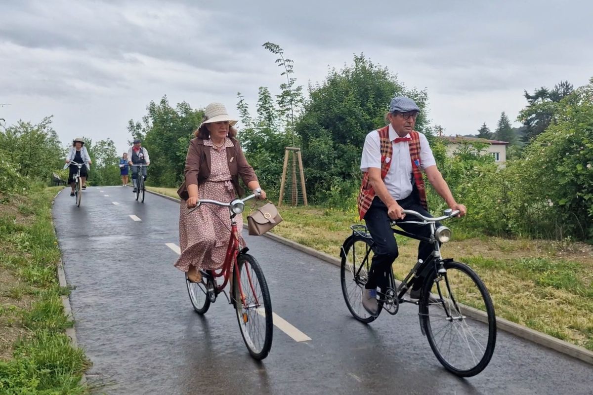Baťova dráha po desetiletích ožívá. Z nedokončeného snu průmyslového impéria je cyklostezka