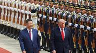 Si uvítal Trumpa na návštěvě v Pekingu. Čína a USA by měly být partnery, prohlásili