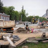 Přerušení tramvajového provozu má trvat do července, ale pracovat se bude dál. Celá trať do Malešic má být hotova v roce 2027. 