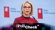 Nejezdili jsme na drahé dovolené, naříkala ministryně Mrázová. Má jich přitom plný instagram