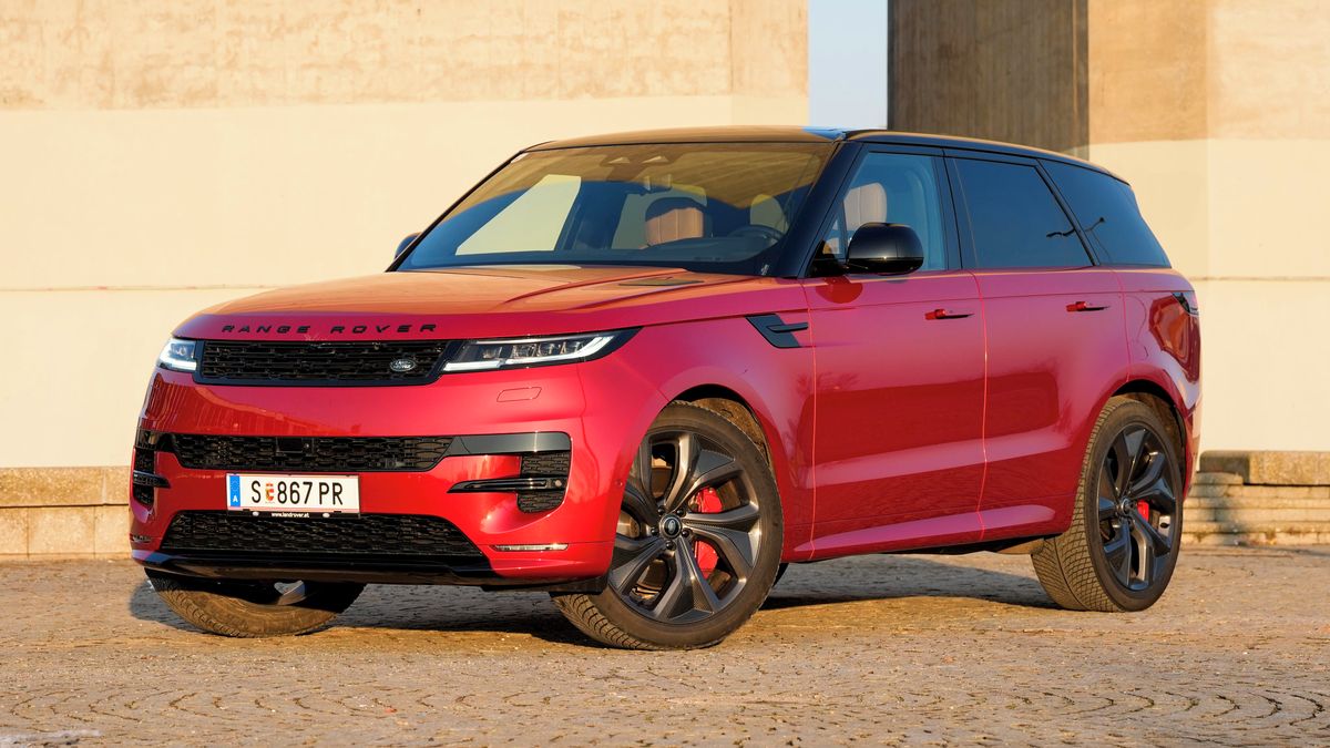 Fascinující jízda po čemkoliv. Test Range Roveru Sport