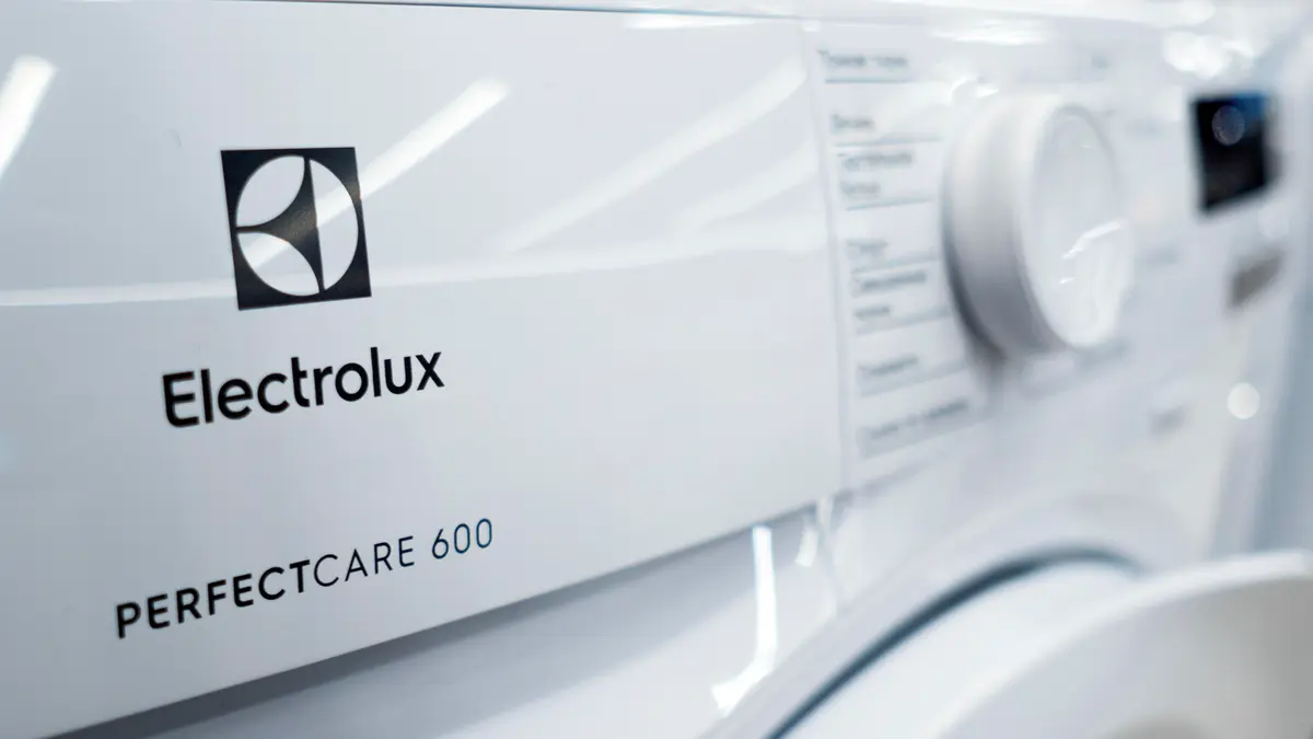 Electrolux propustí 1700 lidí a uzavře další továrnu. Odbory vyhlásily stávku