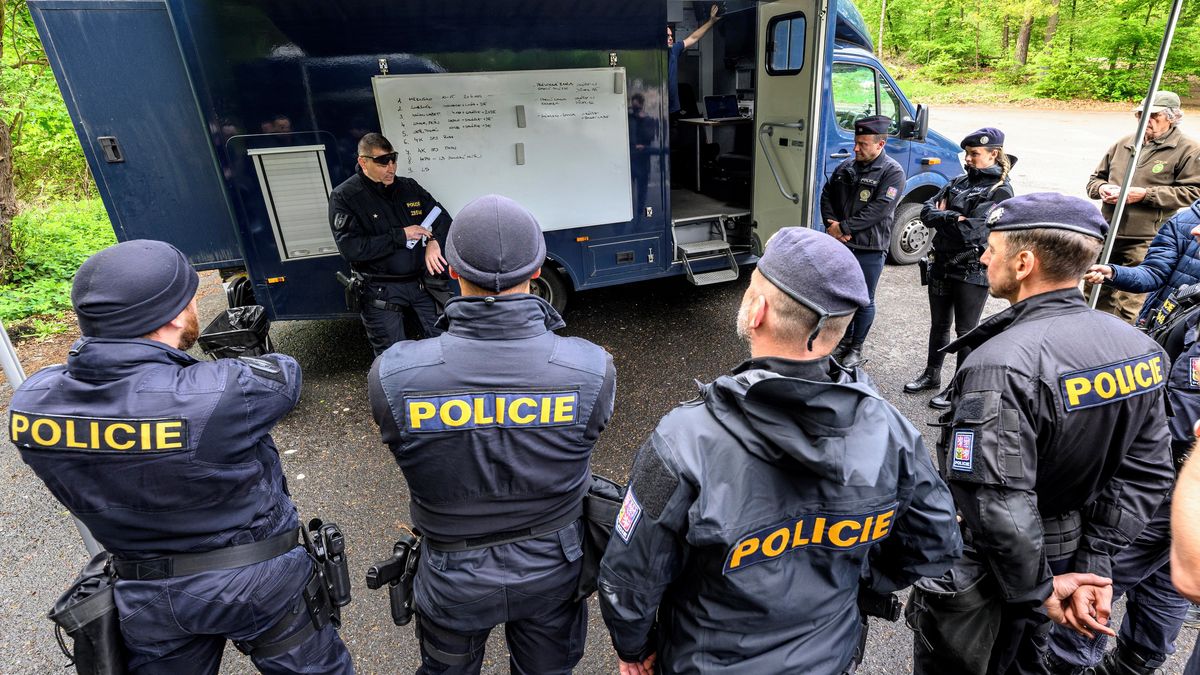 Budujte značku, nebo prohrajete. Policie a vězeňství bojují o důvěru veřejnosti