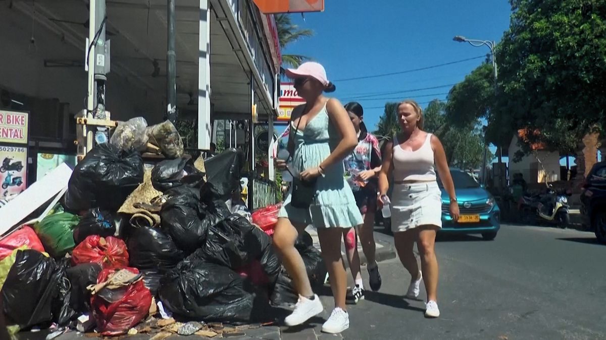 Bali přetéká odpadky. Nové opatření mění ostrov ve skládku 