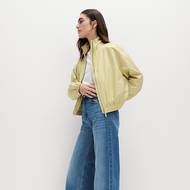 Bunda typu bomber s vysokým podílem bavlny a stojáčkem, Marks & Spencer, 1999 Kč