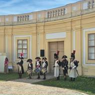 Expozice se nachází ve zrekonstruované jízdárně slavkovského zámku.
