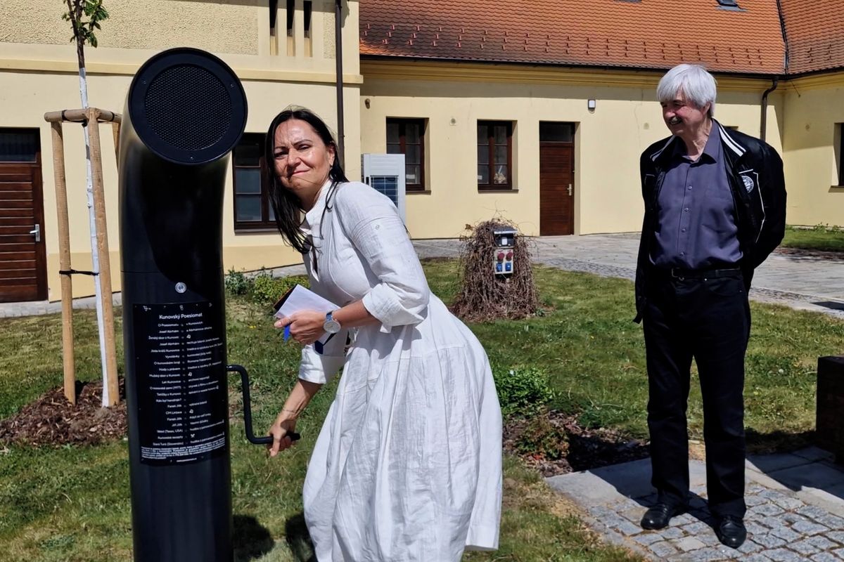 V Kunovicích na Slovácku lidé uslyší i hlas Josefa Abrháma, stačí zatočit klikou u unikátního periskopu