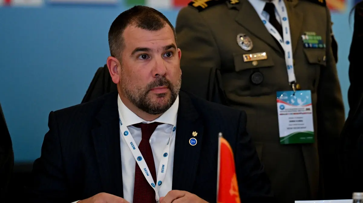 Kvůli bombardování NATO jsem si členstvím v alianci nebyl jistý, řekl Novinkám černohorský ministr obrany