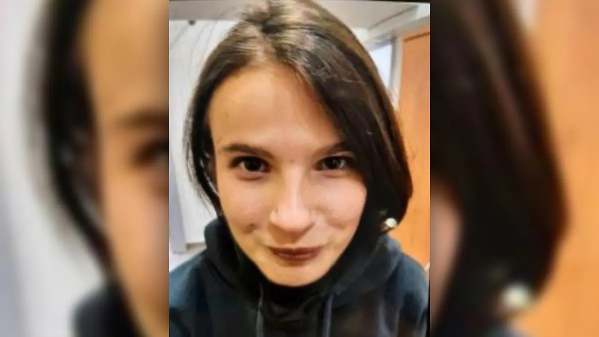 Policie prosí o pomoc při pátrání po náctileté dívce. Kvůli tragédii v rodině hrozí, že by si mohla ublížit