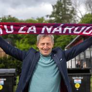 Předseda Svazu českých knihkupců a nakladatelů Martin Vopěnka na neformálním setkání s novináři k zahájení a programu 31. ročníku mezinárodního knižního veletrhu a literárního festivalu Svět knihy. Kampaň Čti za nároďák má zvýšit zájem o literaturu v ČR.