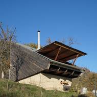 Mojžíšova chata od architekta Jiřího Mojžíše se nacháví ve Viničné Šumici.