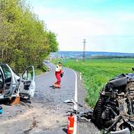 Nehoda dvou osobních automobilů nedaleko obce Jeníkovice na Domažlicku