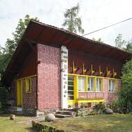 Sedlákova chata je dílem architekta Karla Dudycha a najdeme jí v Jílovišti.