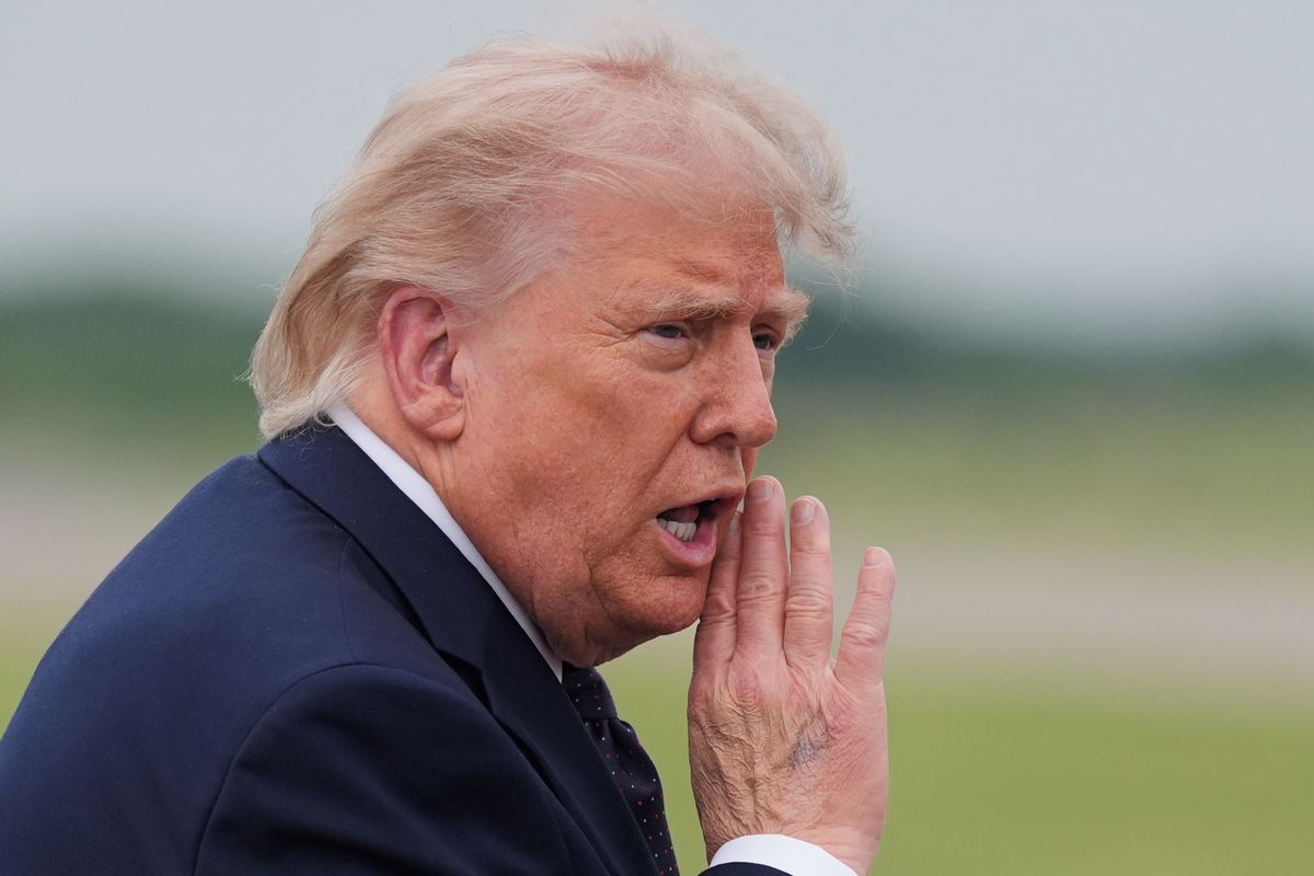 Trump zveřejnil mapu Íránu v barvách americké vlajky