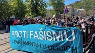 Anarchisté pochodují Prahou, je jich asi 600