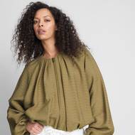 Bomber s netopýřími rukávy, Primark, 650 Kč