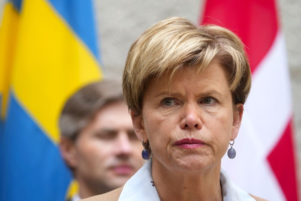 Že postupují jako šneci? Ti už by byli dávno u Česka, utahuje si z Rusů lotyšská ministryně