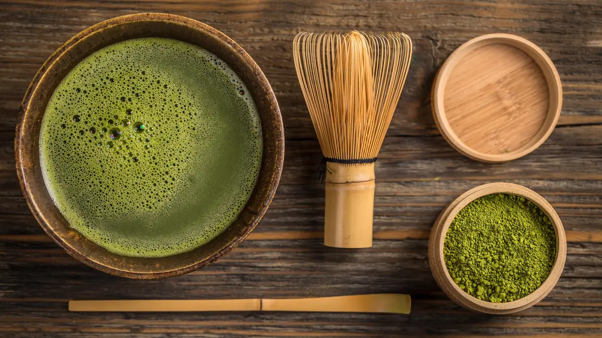 Matcha každý den: prospívá, ale může i škodit