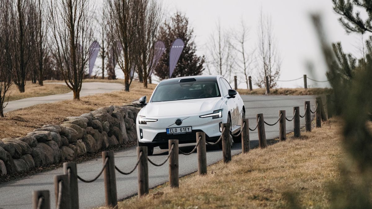 Nové vlajkové Volvo ES90 kombinuje hned několik aut v jednom