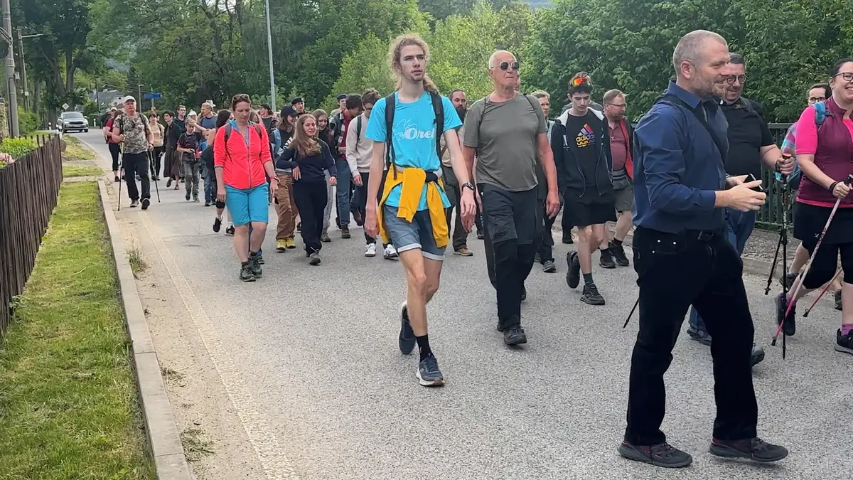 Zdislavská pouť začala ráno bez ukradené relikvie, policisté ji následně vrátili církvi