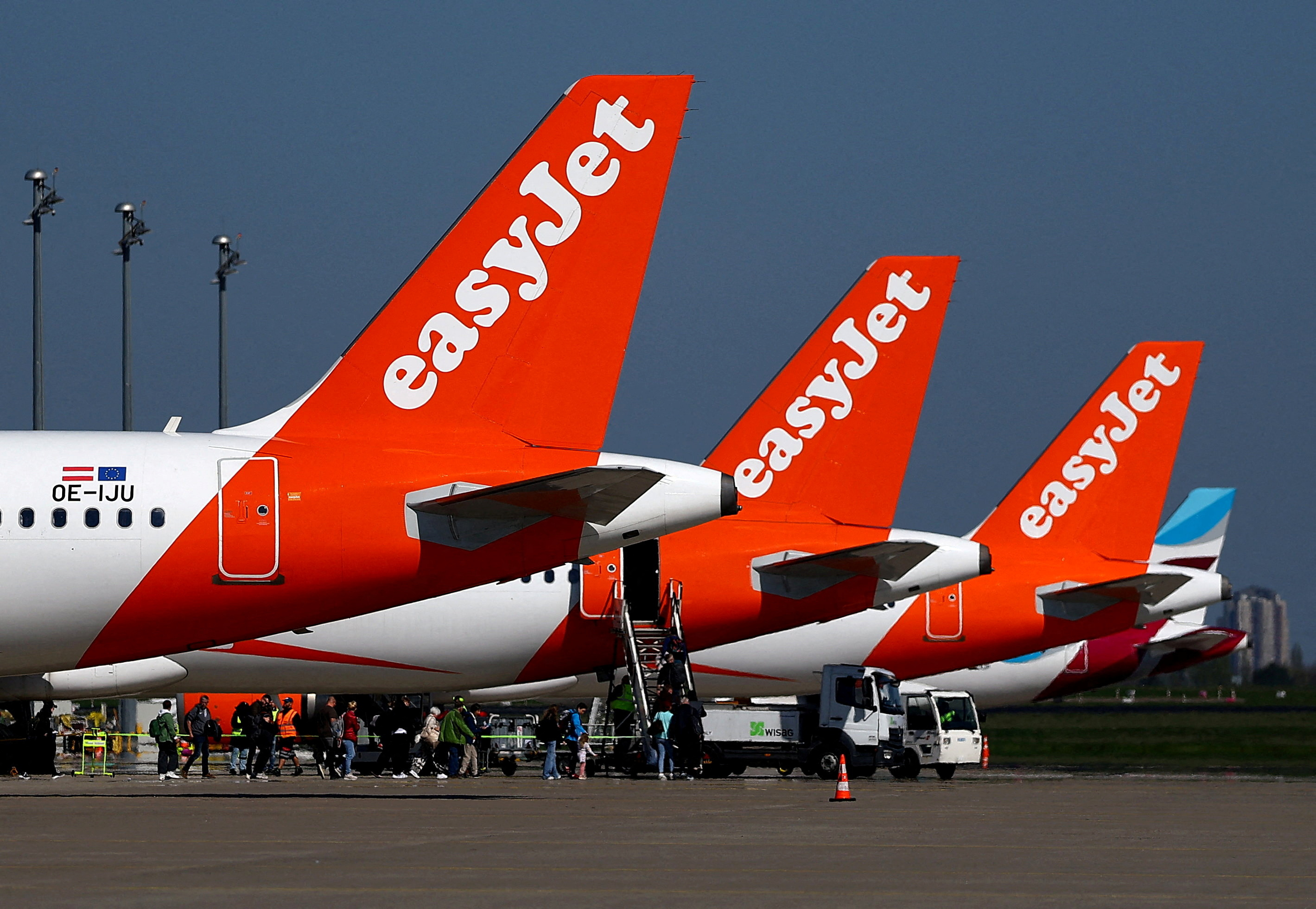 Castlelake se zajímá o převzetí aerolinek easyJet, akcie nízkonákladovky výrazně rostou