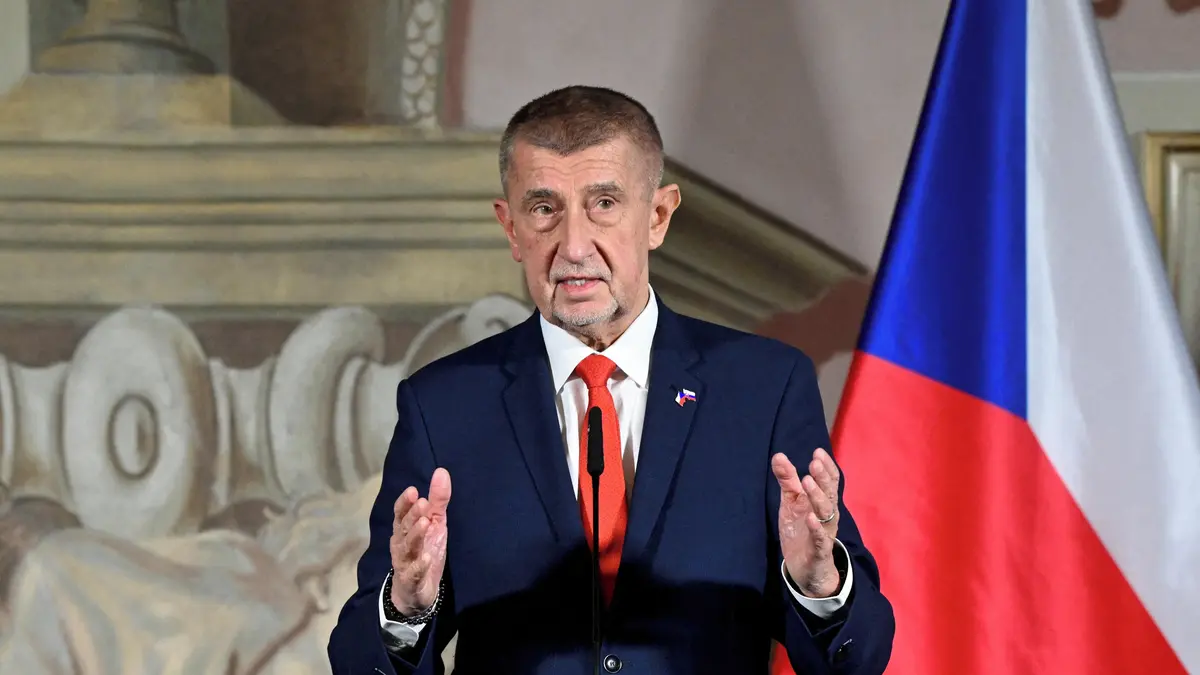 Ministři se zatím měnit nebudou, řekl Babiš