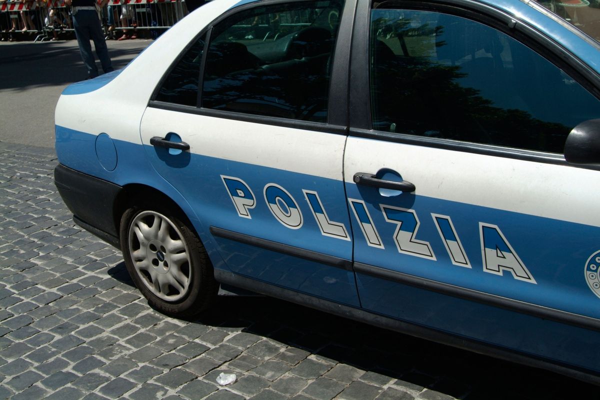Český motorkář zemřel v Itálii po nárazu do svodidel. Spolujezdkyně je ve vážném stavu