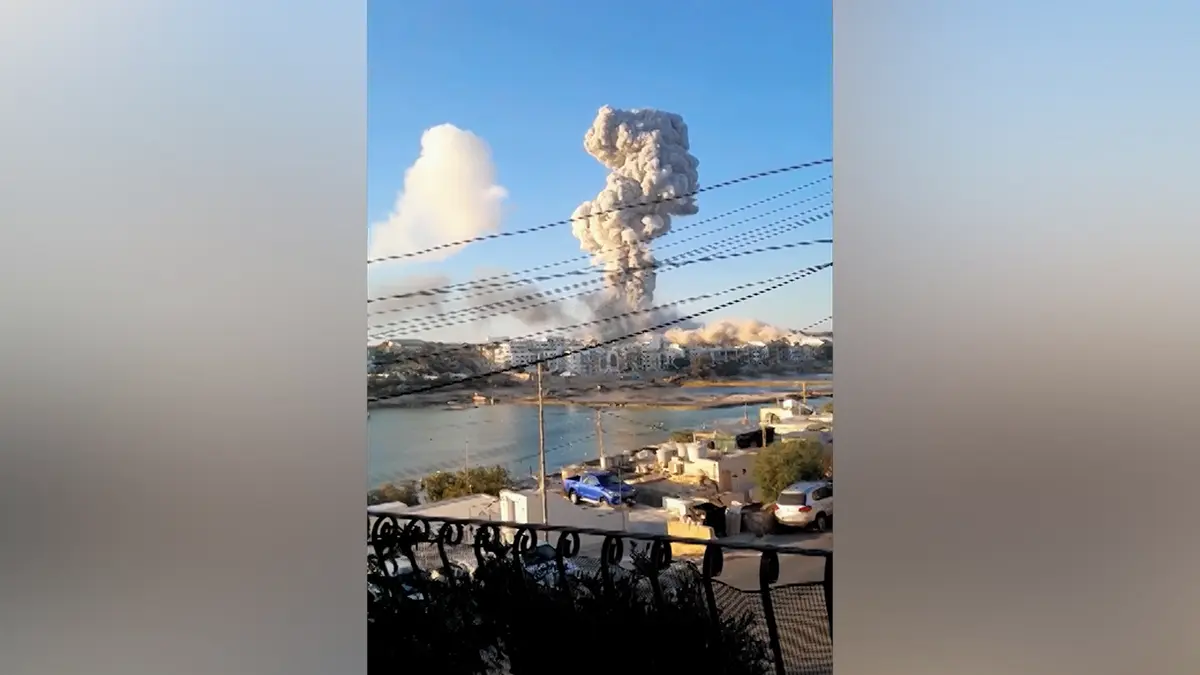 Exploze proměnila maltskou továrnu na pyrotechniku v ohnivou kouli. Výbuch zachytily kamery