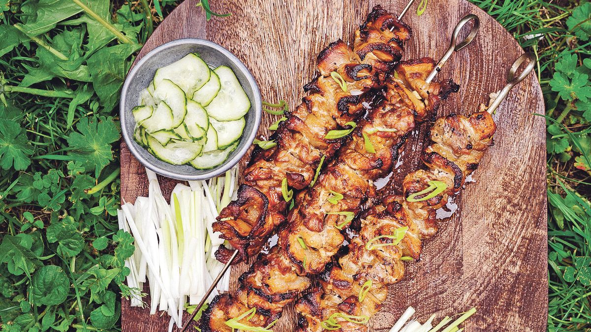 Recept na křupavý vepřový bůček na jehle