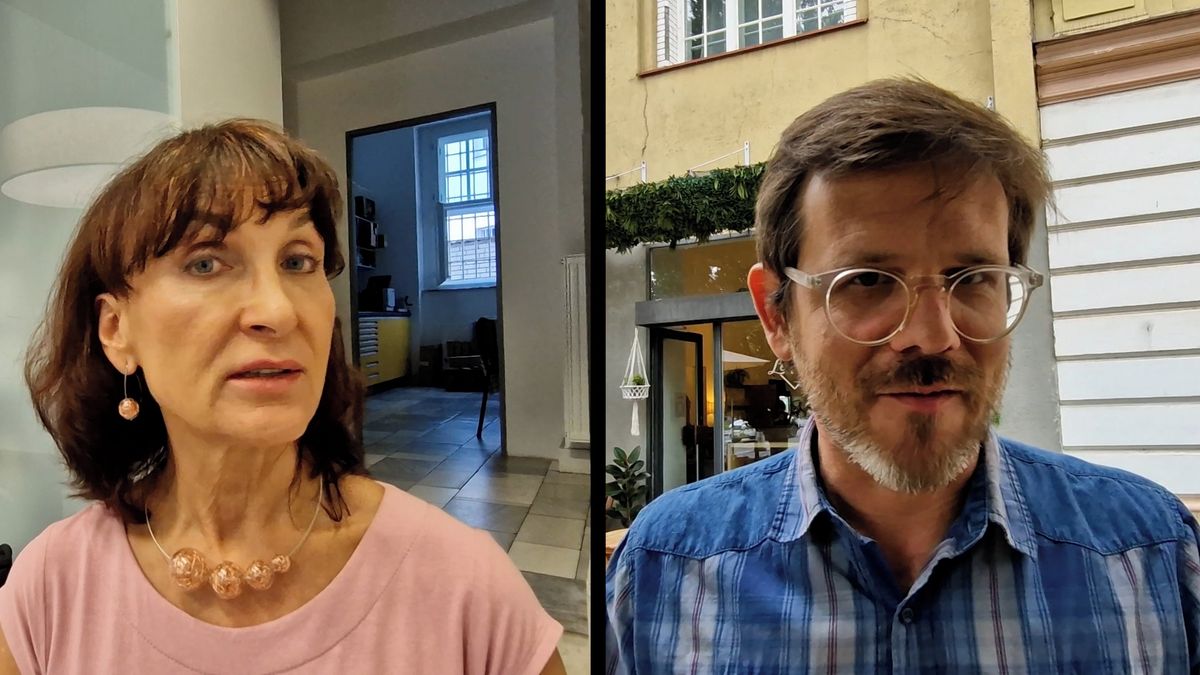 Do Hradce míří stovky divadelních nadšenců