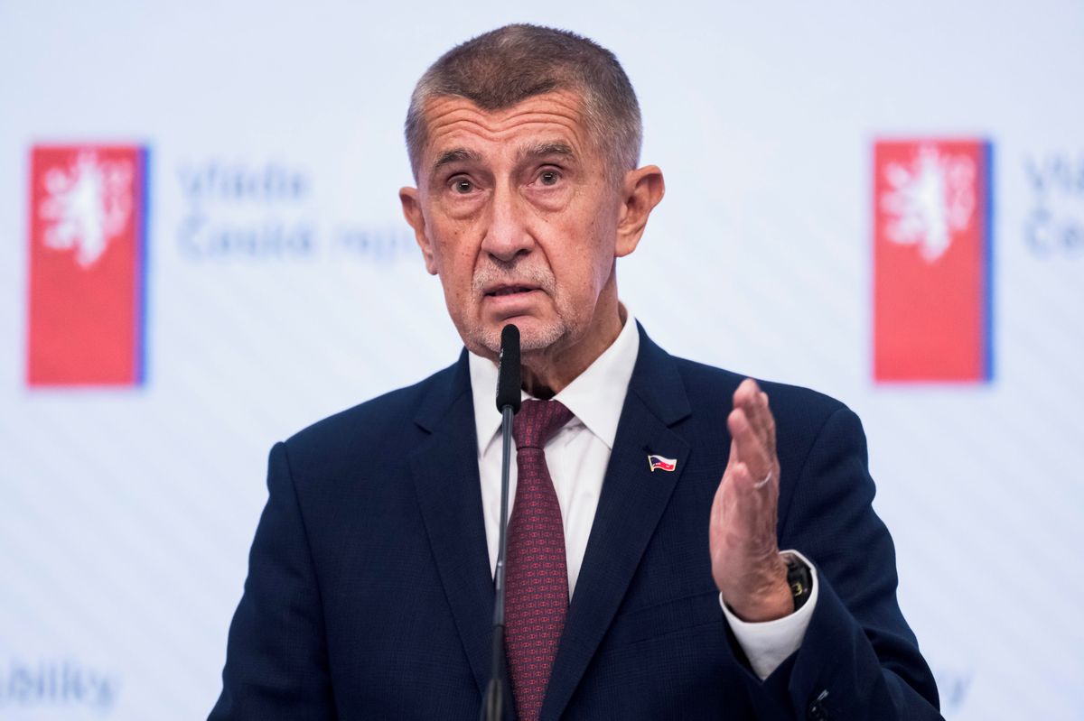 Zvýšení úrokových sazeb poškodí obyvatele, varoval Babiš centrální banku. Ta ho nevyslyšela