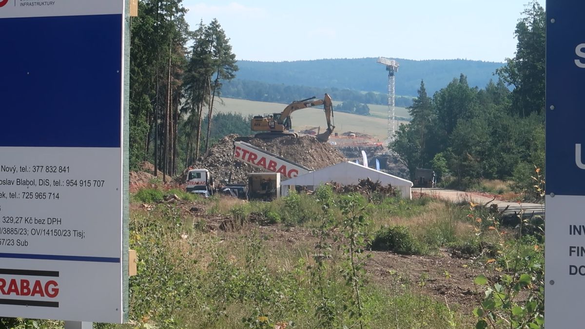 Staví se nejvyšší most v Česku. U Plas na Plzeňsku dojde i na vlastní obchvat