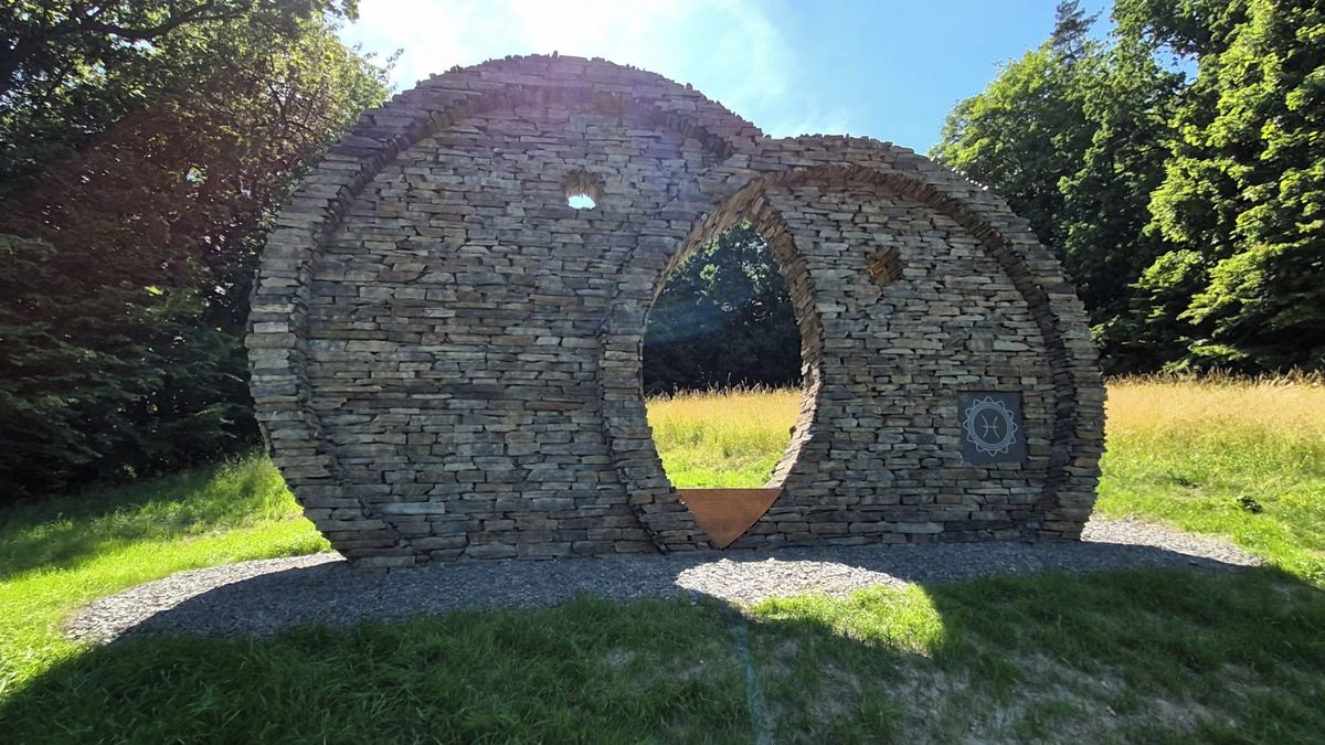 Geopark Krajina břidlice bude mít vlastní souhvězdí, vytvoří ho vesmírné lavičky