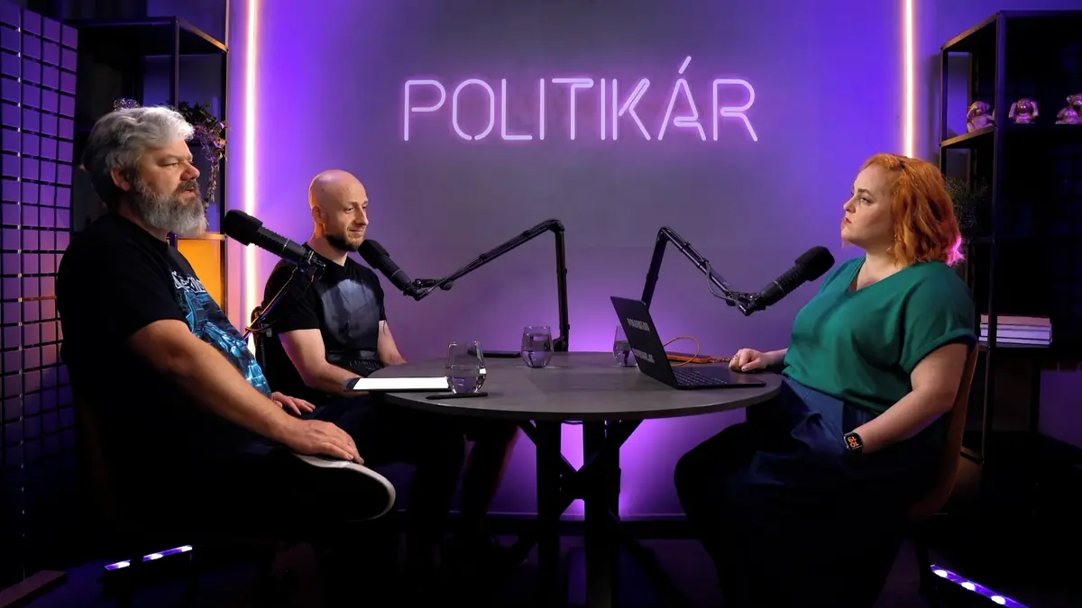 Politikár: Daňová úleva pro Slovnaft, spor v koalici a jedno poslanecké sako