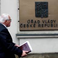 Prezident Václav Klaus při příchodu do Strakovy akademie.