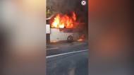 Na Pardubicku hořel autobus, hasiči zveřejnili video ze zásahu