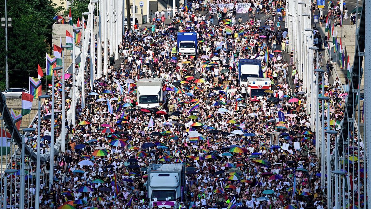 Budapeští prošel pochod Pride, účast byla skromnější